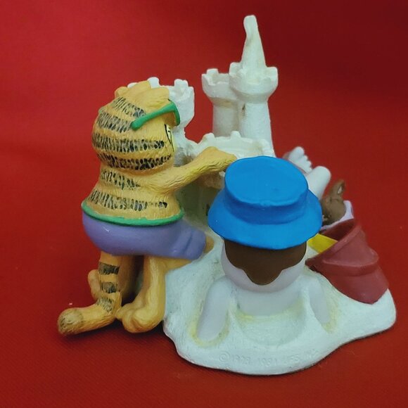 Vintage Danbury Mint Garfield Characters Crowning Achievement Figurine 1994 - Picture 12 of 17